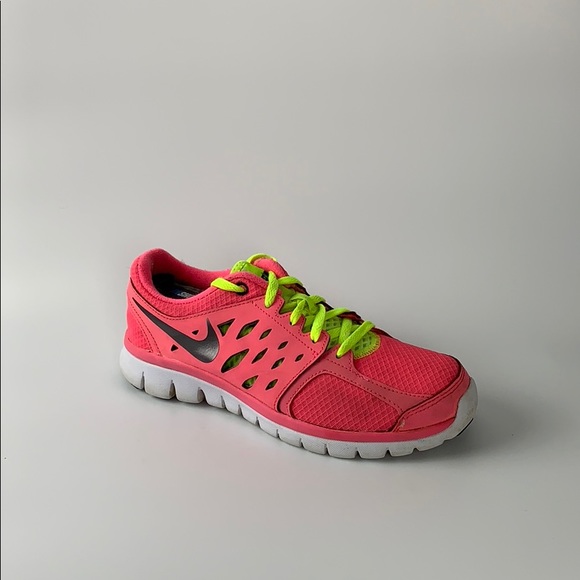 Nike Flex Run 579971-602 Size 5y - Picture 1 of 7